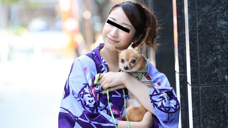 搭讪遛狗浴衣美女！爱狗的她被我成功撩到 佐佐木玲 10musume_082423_01