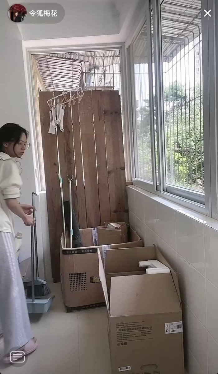 眼镜妹看着还不错