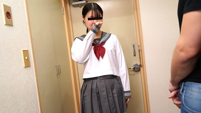丰满水手服援交妹下平南跪求口交！番号10musume_080323_01