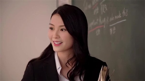 AI换脸刘涛：美女教师遭性瘾学生疯狂征服，湿身课堂沦陷！