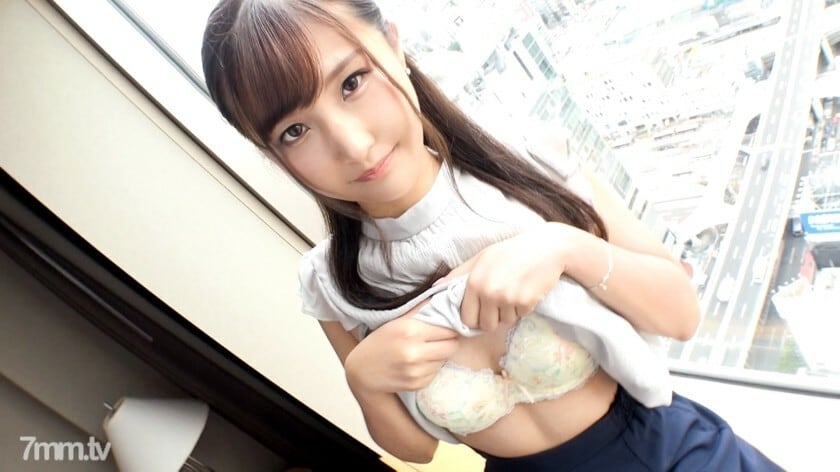 SIRO-4325 【第一枪】【阴道后部集中攻击】【尖叫活跃JD】喜欢大学生活，感情很好的活跃女大学生。同圈男友吃不完的快感呐喊..网上AV应用→AV体验拍摄1400