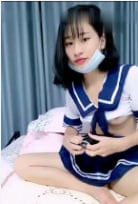 制服学生妹开直播自慰赚学费月高潮的时候斗内声音不断应该赚了不少