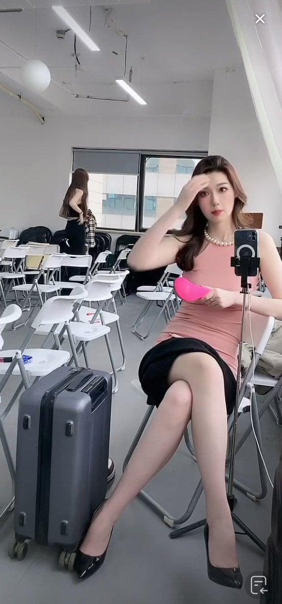 这是防火防盗防闺蜜直播啊