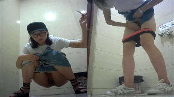 魔手外购公共场所女蹲厕定点全景偸拍_