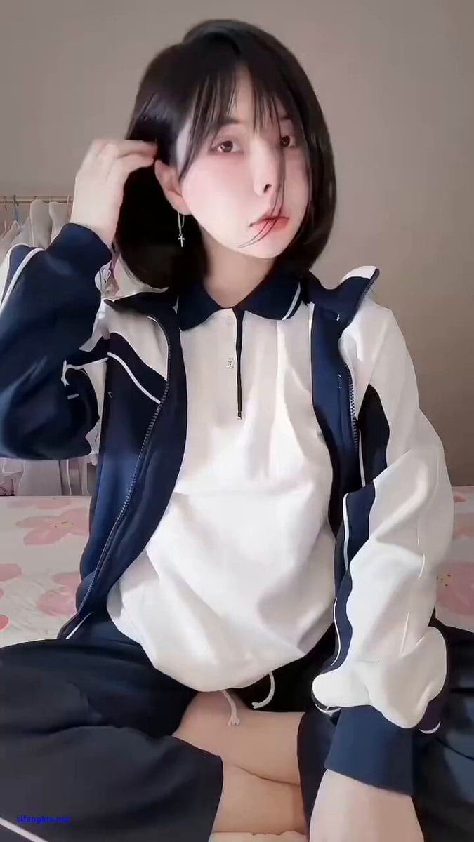 玩抖音的是你 玩推特的也是你 到底那个软件才是放飞自我的你