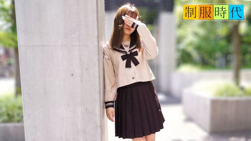 制服女神大泽美树：极品美鲍妹口爆吞精奉仕！番号10musume_040624_01